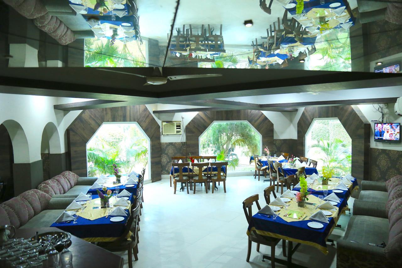 Kingdom Hotel Moga Ngoại thất bức ảnh