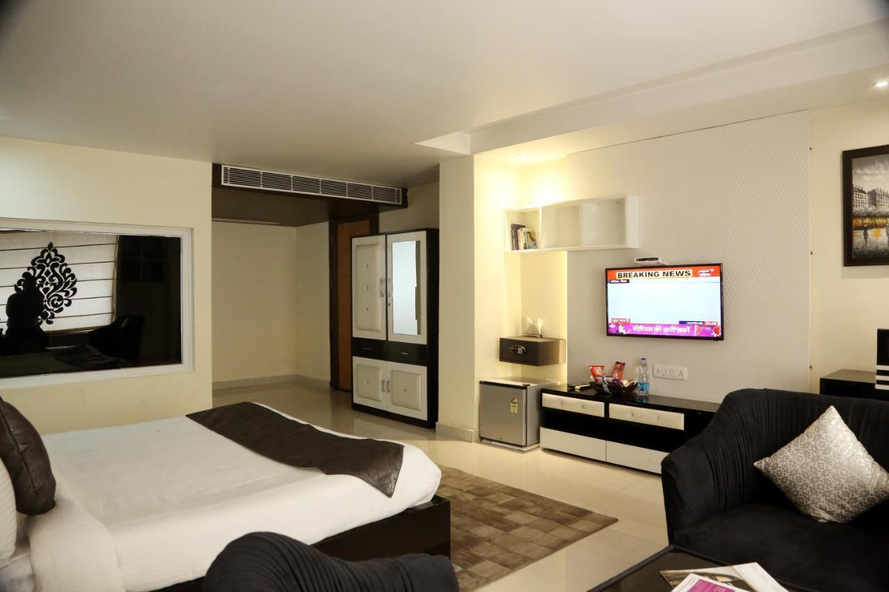 Kingdom Hotel Moga Ngoại thất bức ảnh